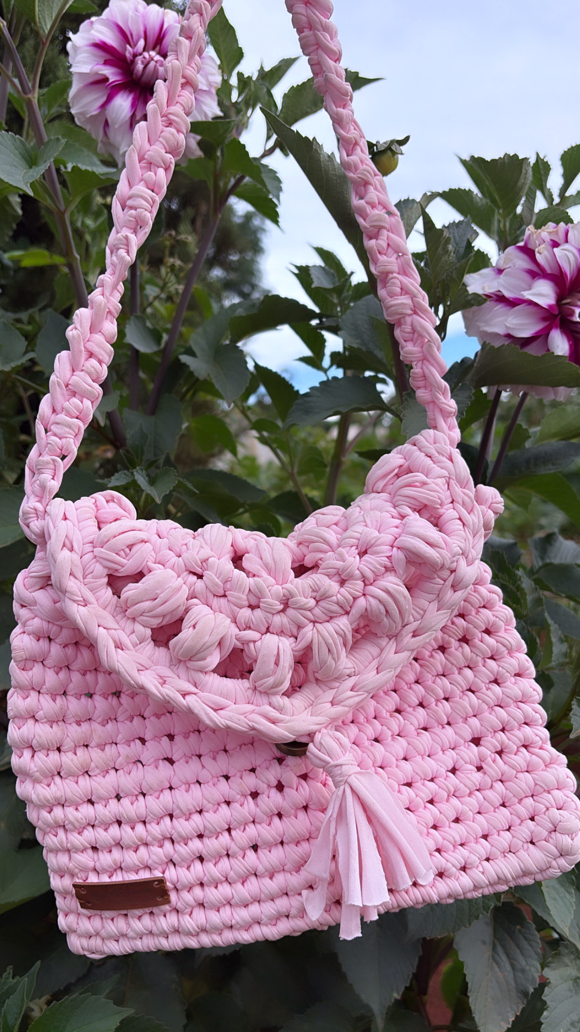 Bolsa rosa macramê